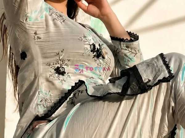 Premium Call Girl in Bhubaneswar - Exclusive Escort Services